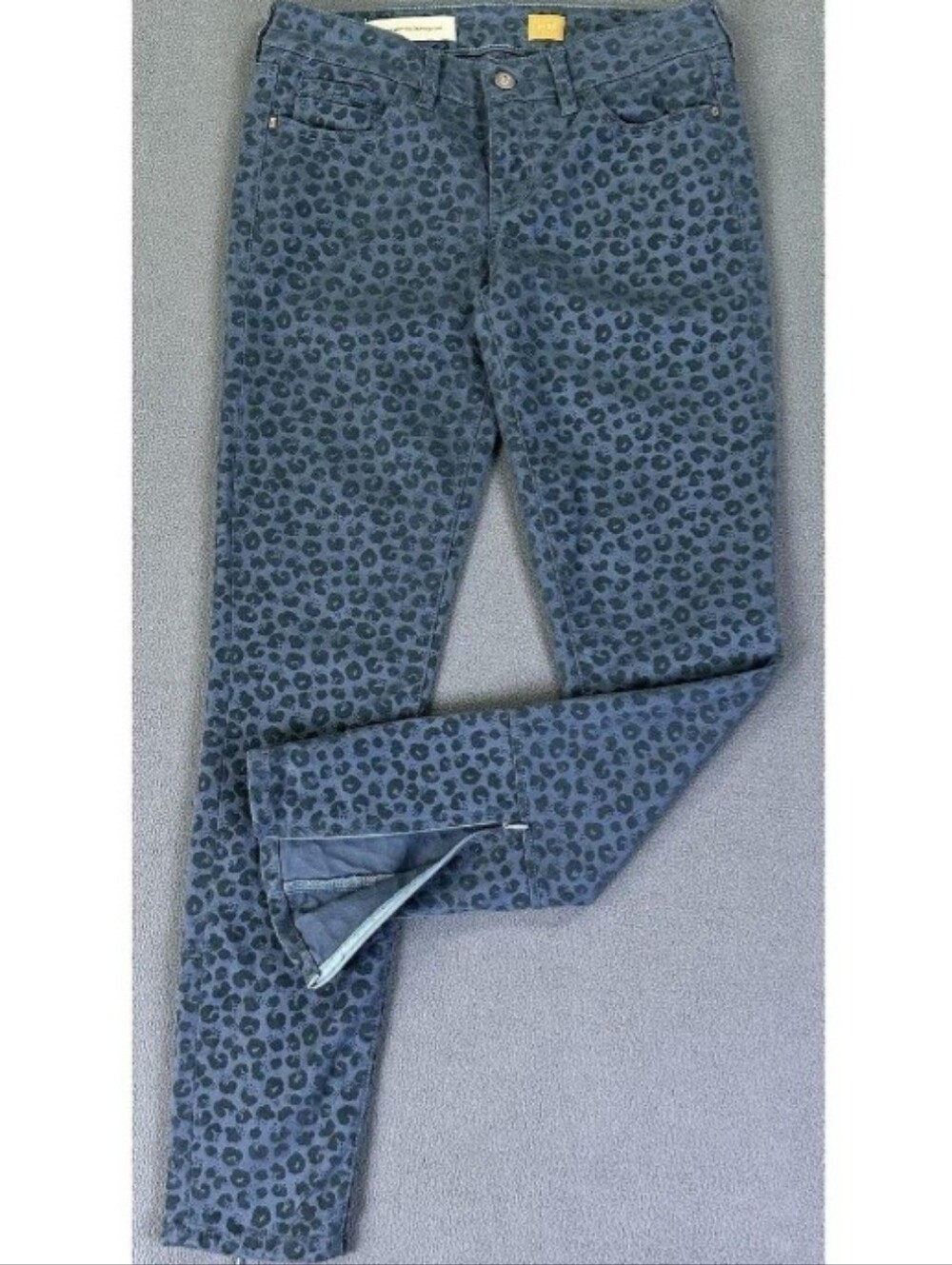 Pilcro (Anthropologie)  Blue Leopard Print Skinny Jeans Size 26